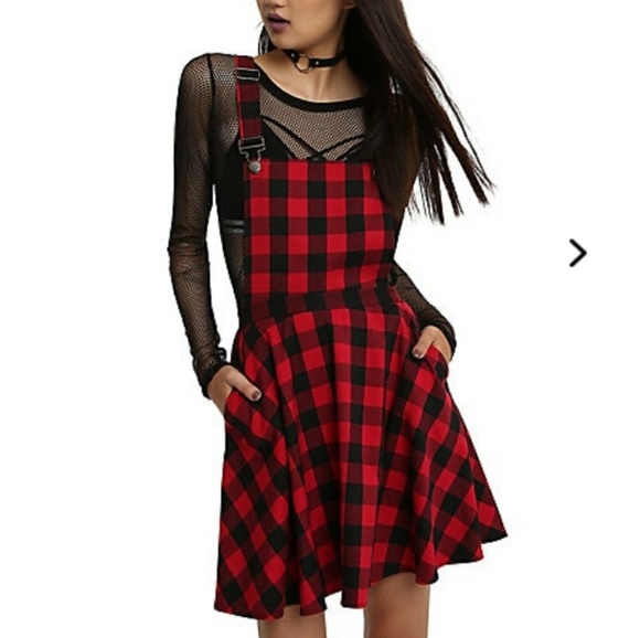 Hot Topic Dresses & Skirts - Overall dress with POCKETS !